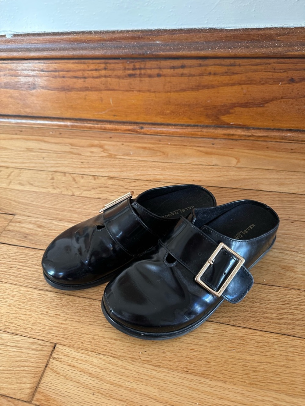 Kelsey dagger Brooklyn mules